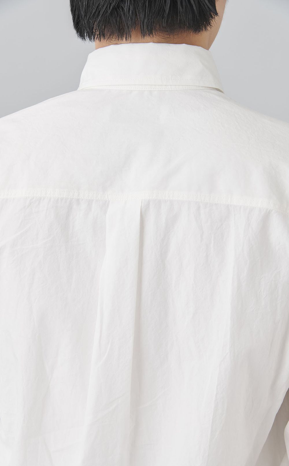 レギュラーカラーシャツ