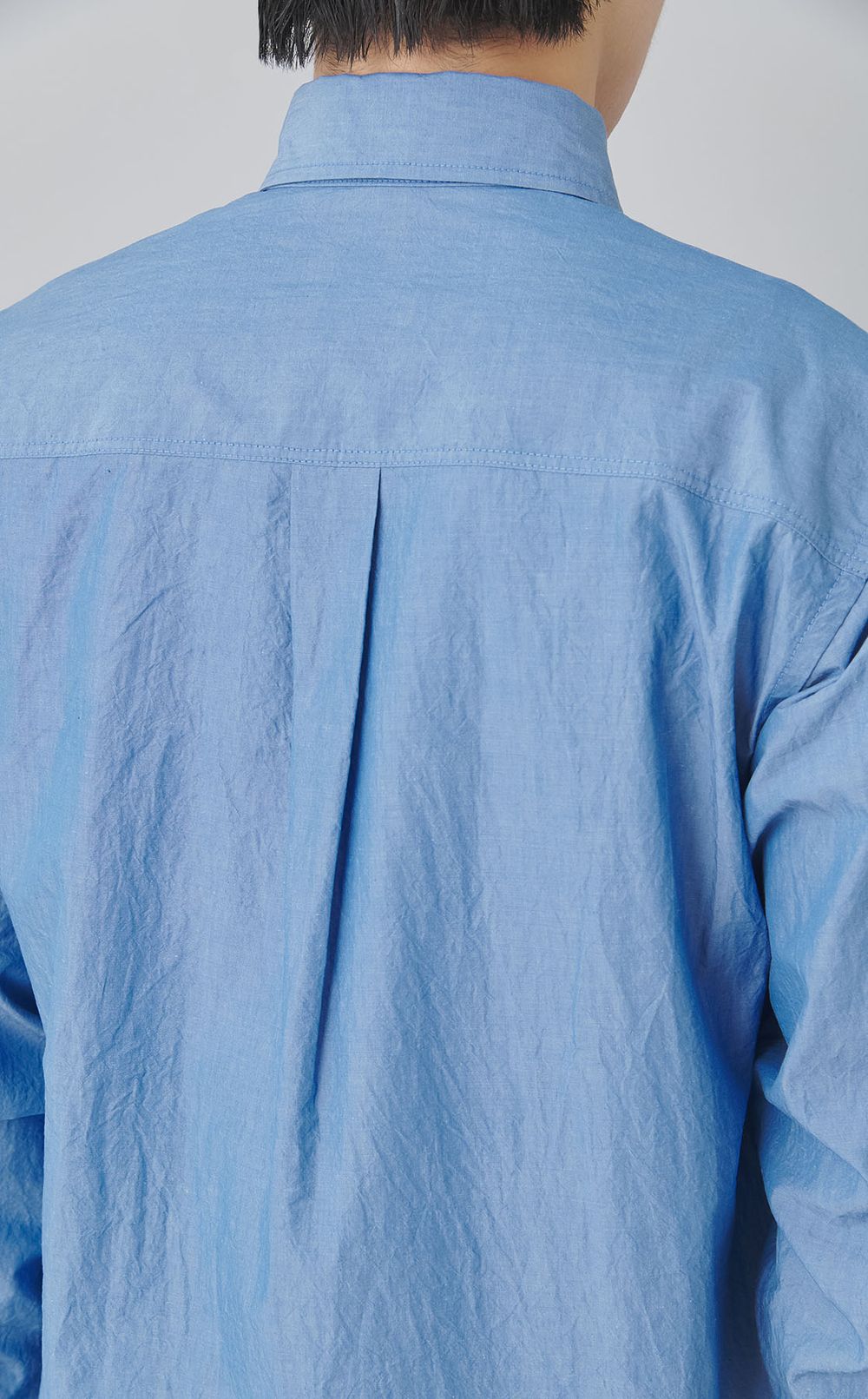 レギュラーカラーシャツ