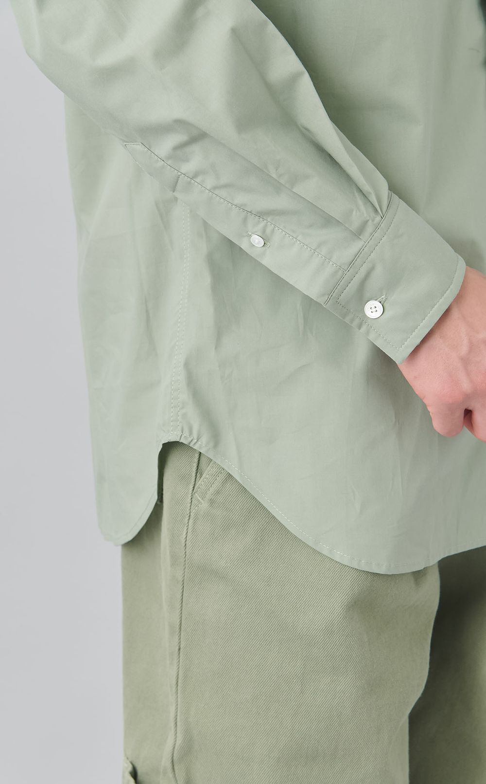 レギュラーカラーシャツ