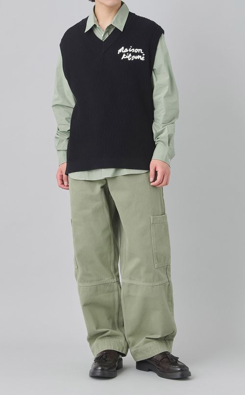 Vネックニットベスト