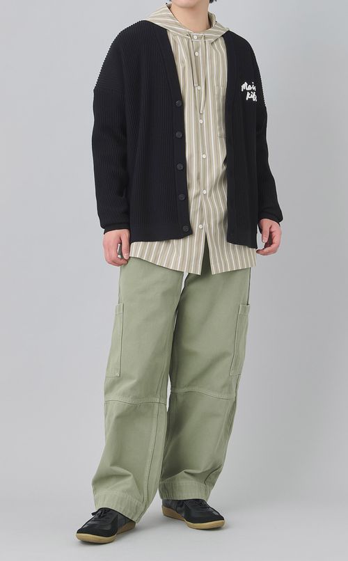 Vネックカーディガン