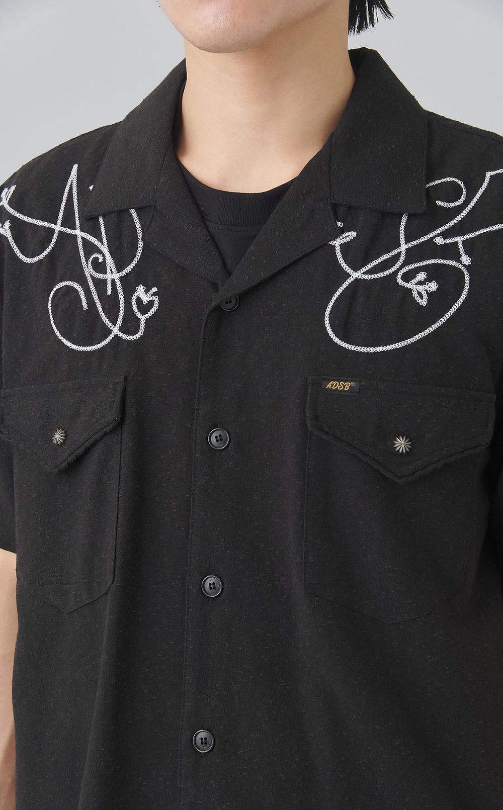 エンブロイダリーショートスリーブシャツ