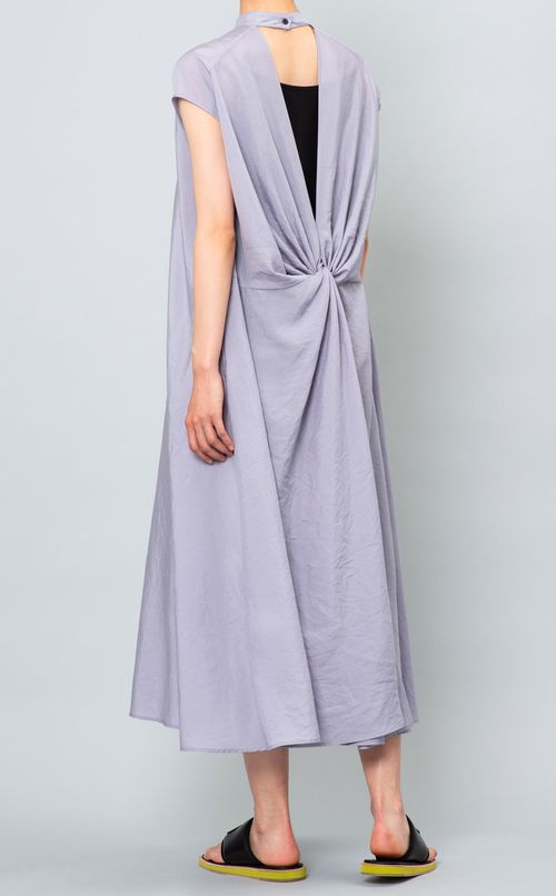 エンブロイダリーワンピース