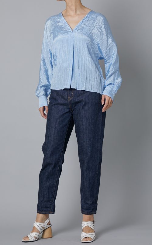 プリーツVネックロングスリーブブラウス