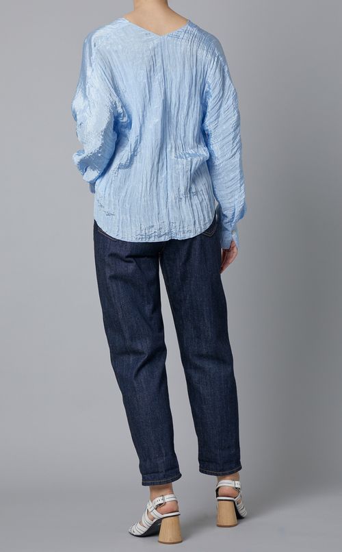 プリーツVネックロングスリーブブラウス