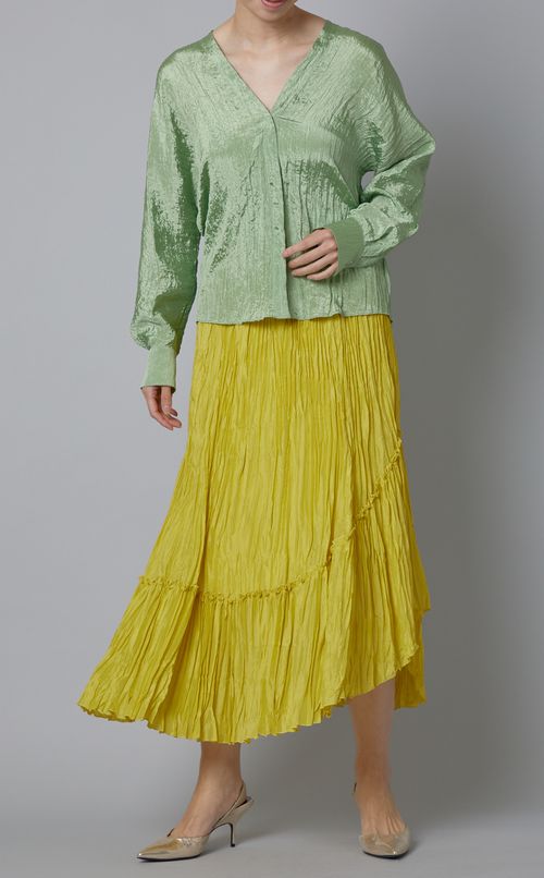 プリーツVネックロングスリーブブラウス