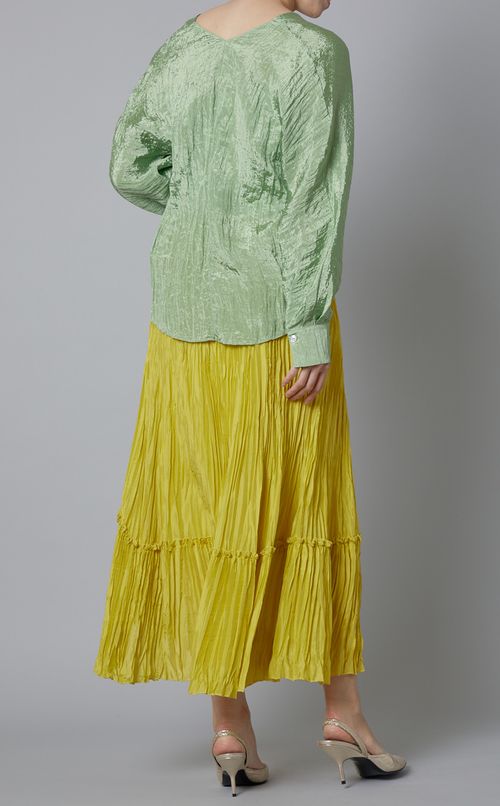 プリーツVネックロングスリーブブラウス