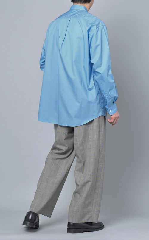 レギュラーカラーシャツ