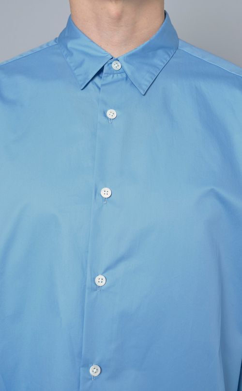 レギュラーカラーシャツ