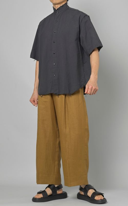 カットオフカラーシャツ