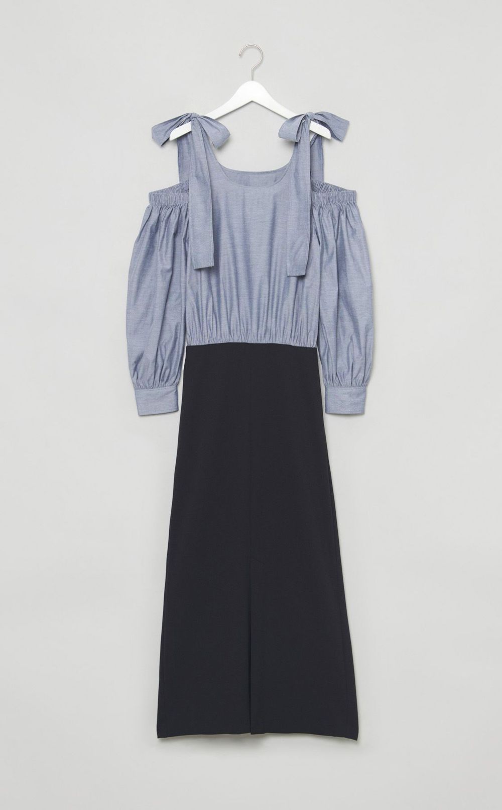 オフショルダードッキングワンピース