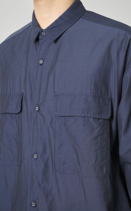 ロングスリーブシャツ