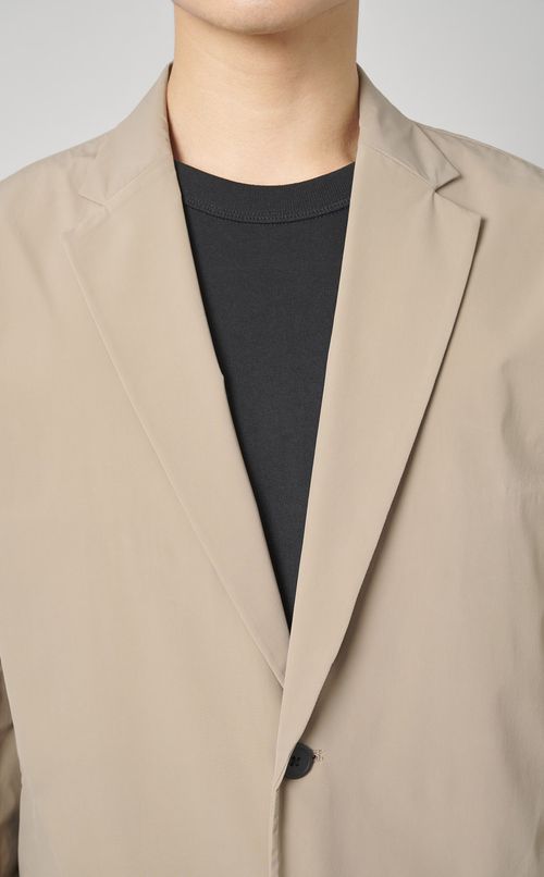 ナイロンストレッチジャケット