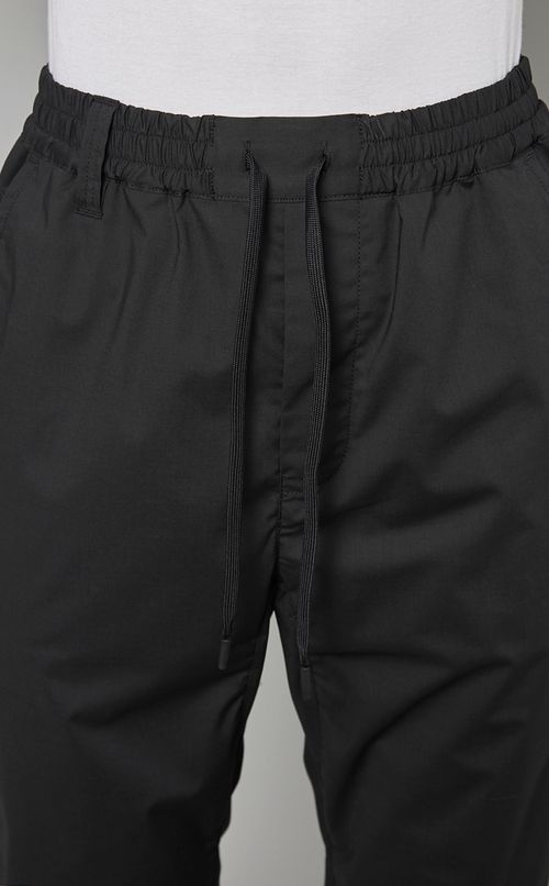 テーパードクロップドパンツ