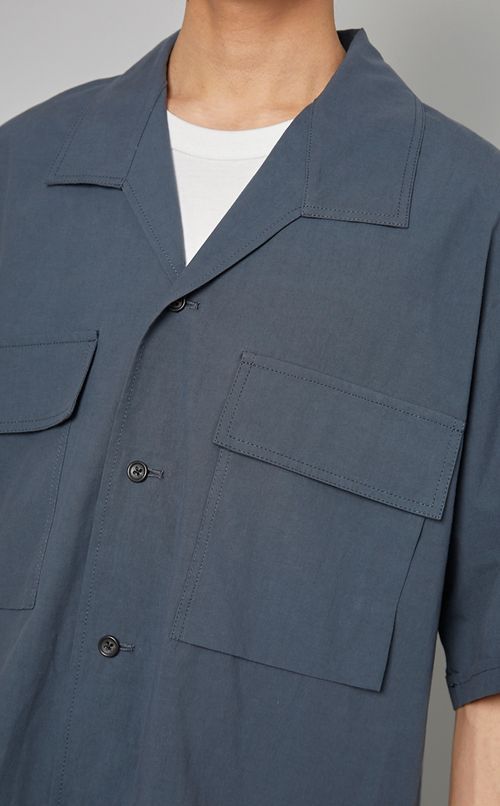 シャークカラーハーフスリーブシャツ