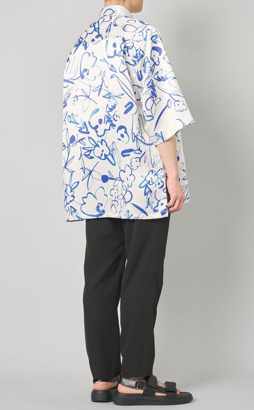 サテンハーフスリーブシャツ