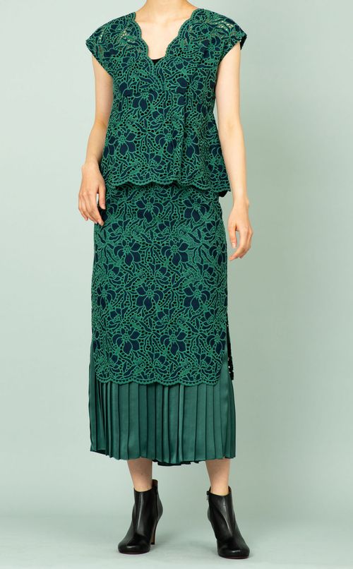 カットワークレイヤードスカート