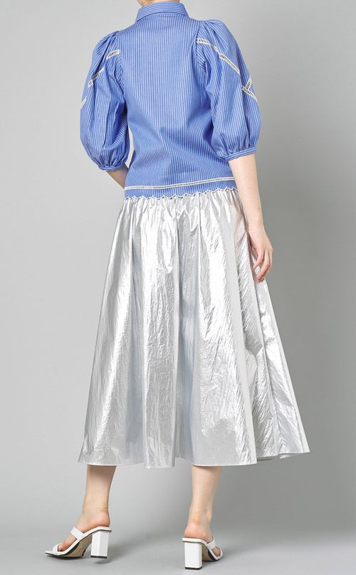 カットワーク刺繍ブラウス