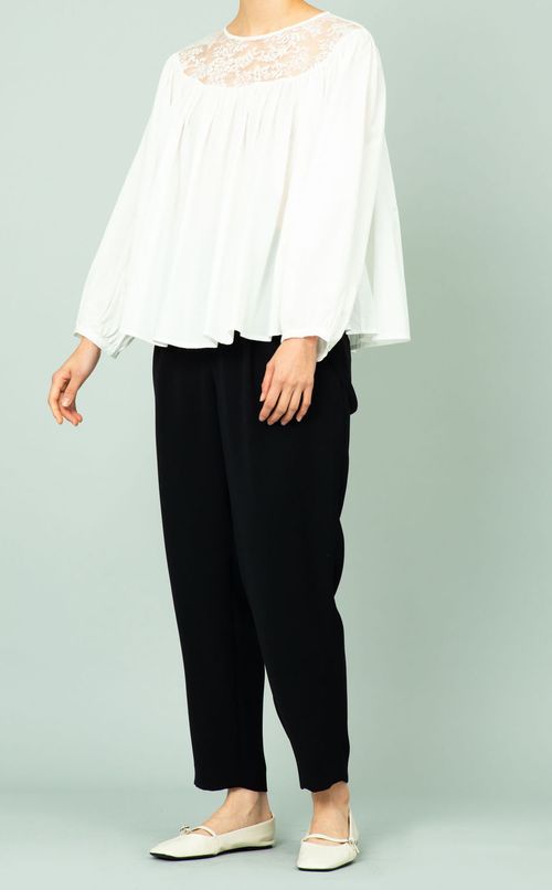 レースフレアブラウス