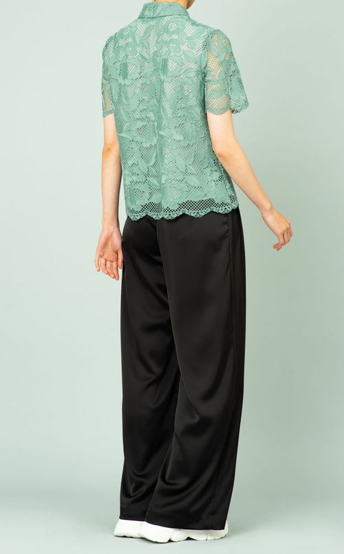 レースボックスシャツ