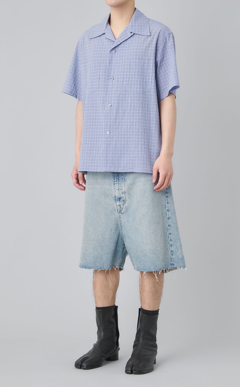 ロークロッチデニムショートパンツ