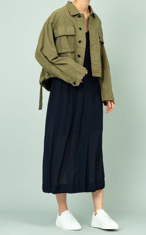 Vネックミディ丈ワンピース