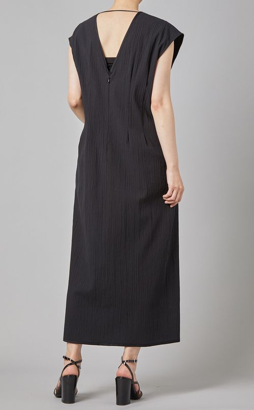 バックVネックロングワンピース