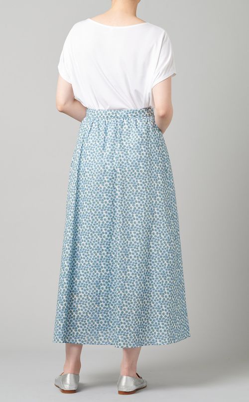 サイドパネル切替フレアスカート