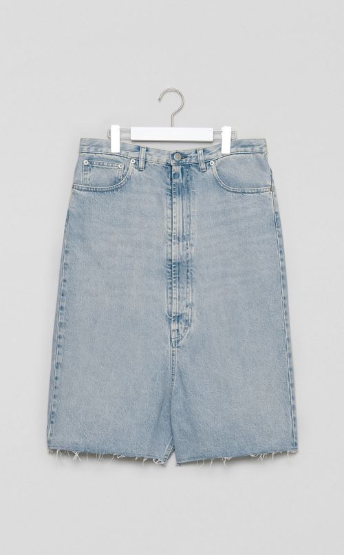 ロークロッチデニムショートパンツ