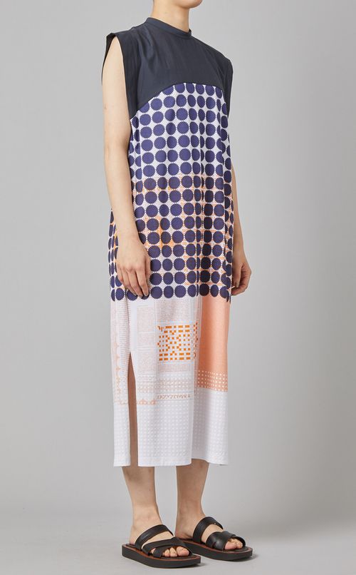 グラフィカルプリントワンピース