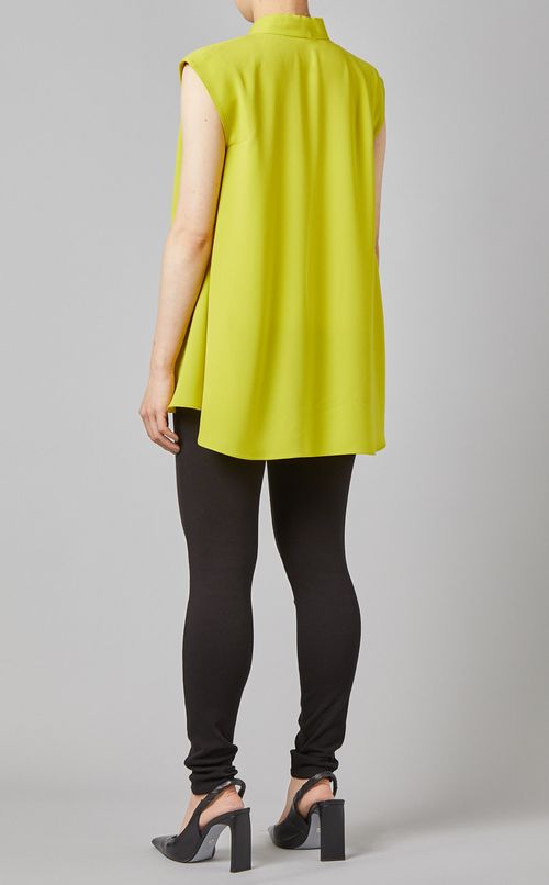 ボウタイノースリーブブラウス