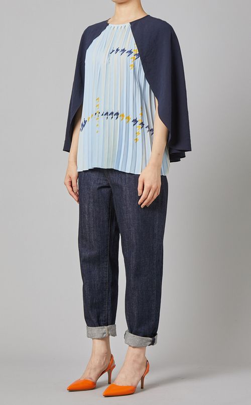 プリントプリーツケープブラウス