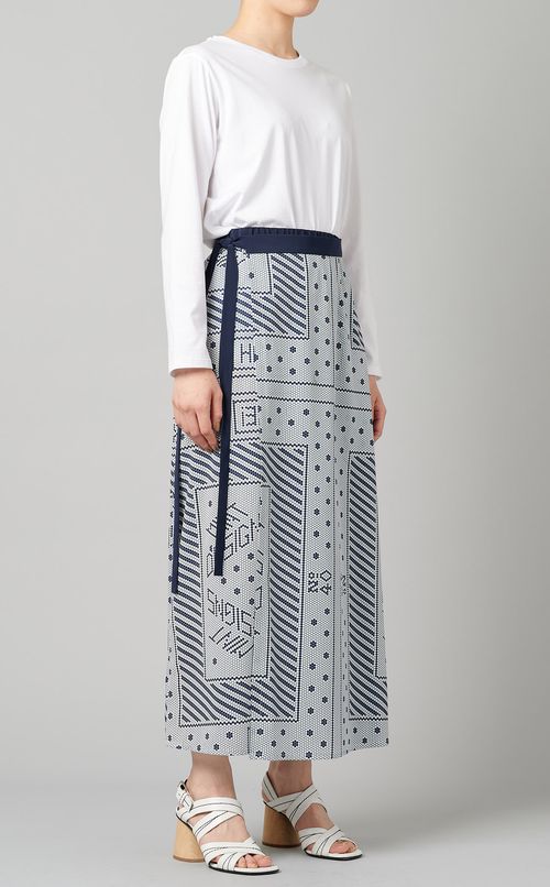タイルプリントラップスカート