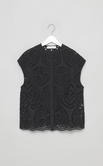 シフリー刺繍スカラップブラウス