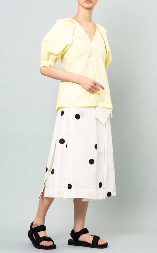 ドットプリントラップスカート