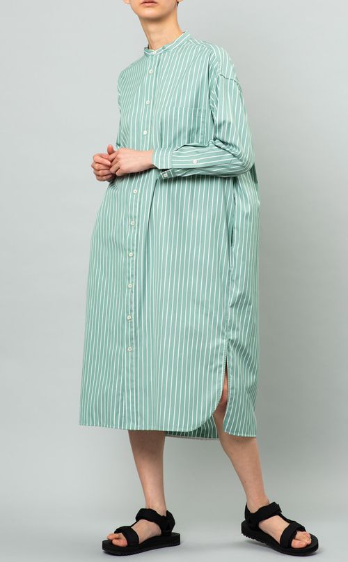 ノーカラーロングシャツワンピース