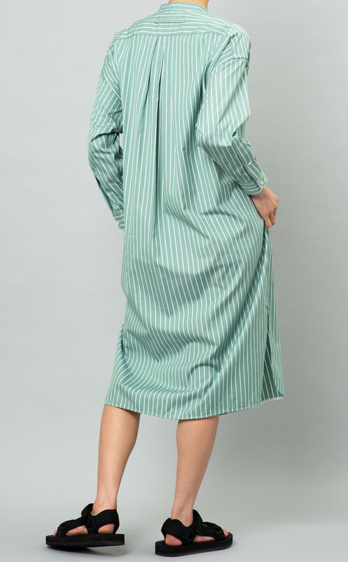 ノーカラーロングシャツワンピース