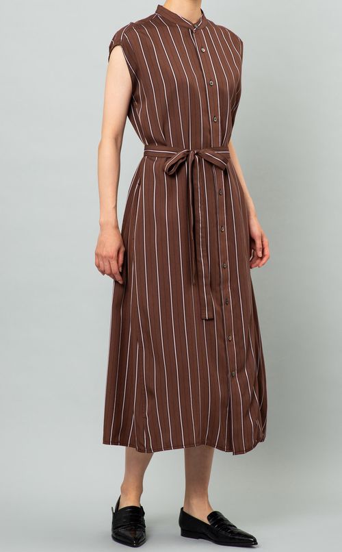 ノーカラーフレンチスリーブワンピース