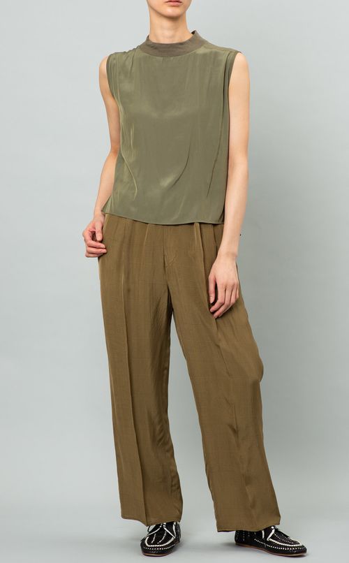 サテンノースリーブプルオーバー