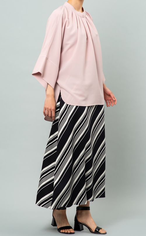 ジョーゼットハイネックブラウス