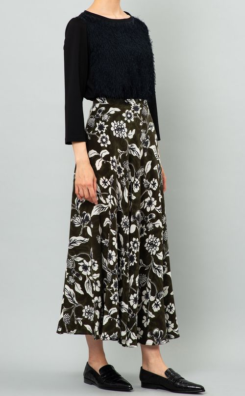 フラワープリントシルクスカート