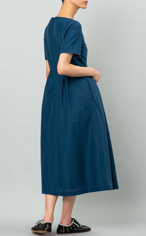 リネン混タックワンピース