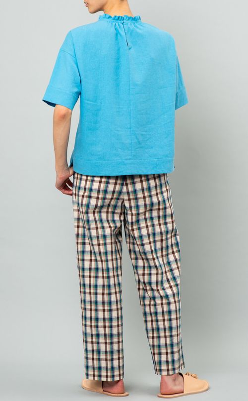 ハイネックフリルギャザーブラウス