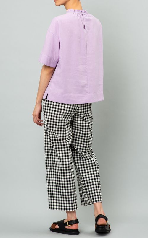 ハイネックフリルギャザーブラウス