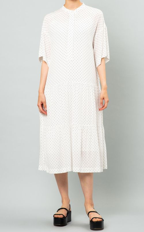 ドットプリントティアードワンピース