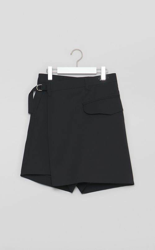 ラップアシンメトリーショートパンツ