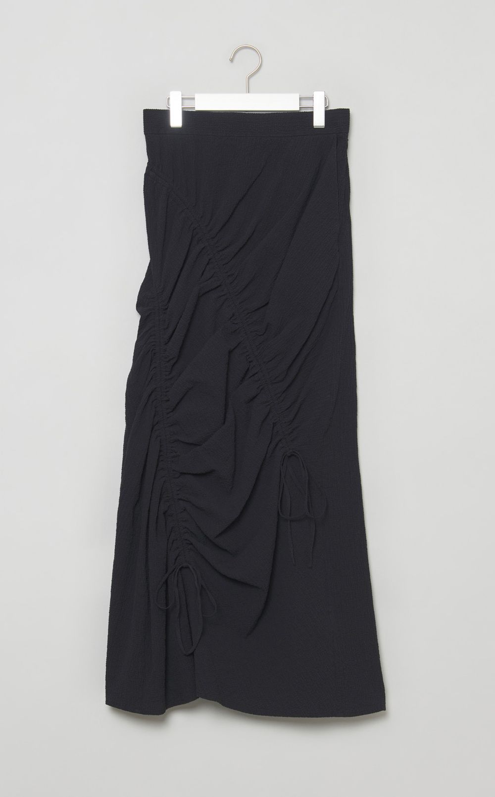 ドローストリングロングスカート