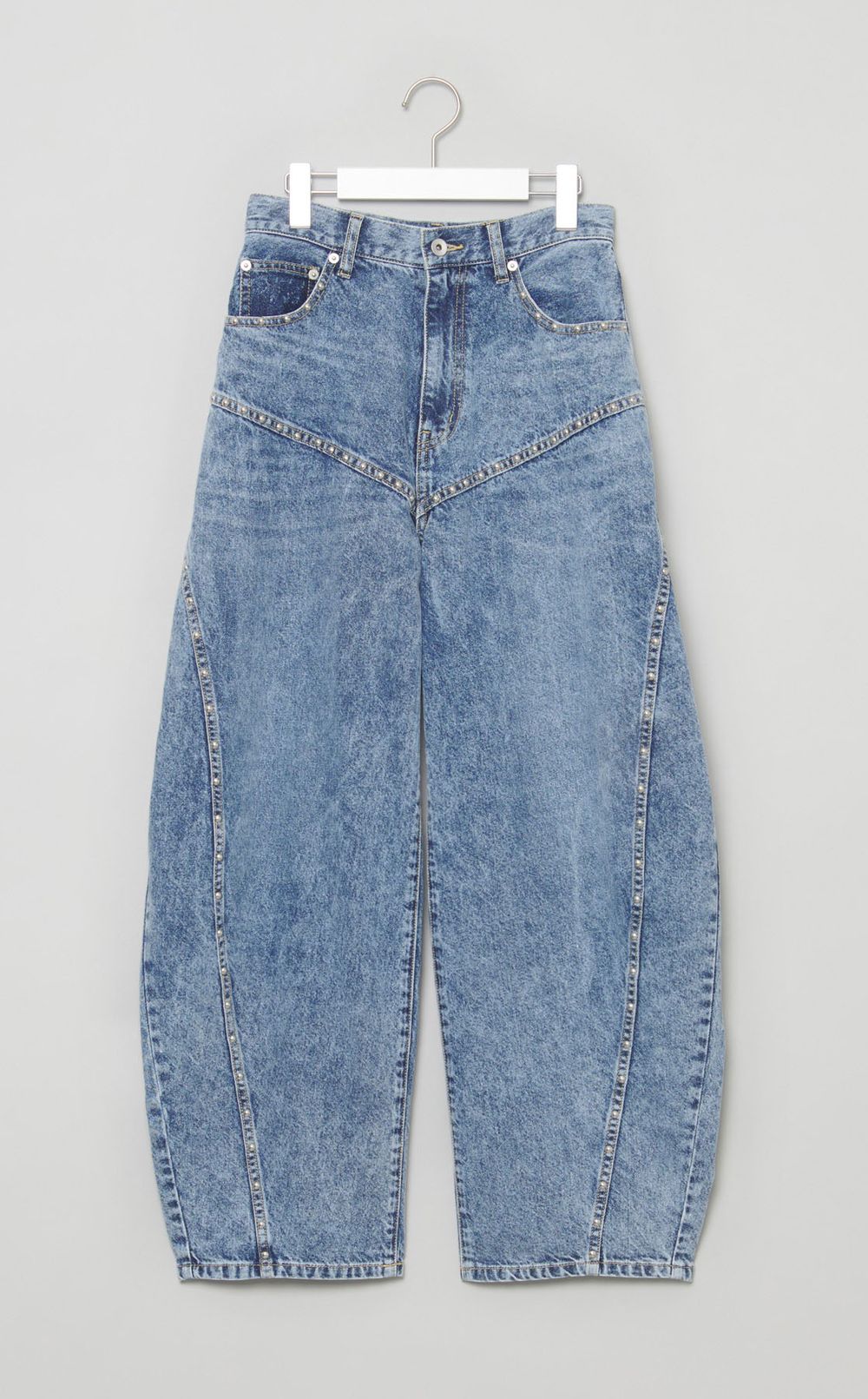 スタッズカーブデニムパンツ