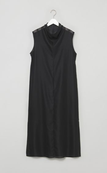 ハイネックIラインワンピース