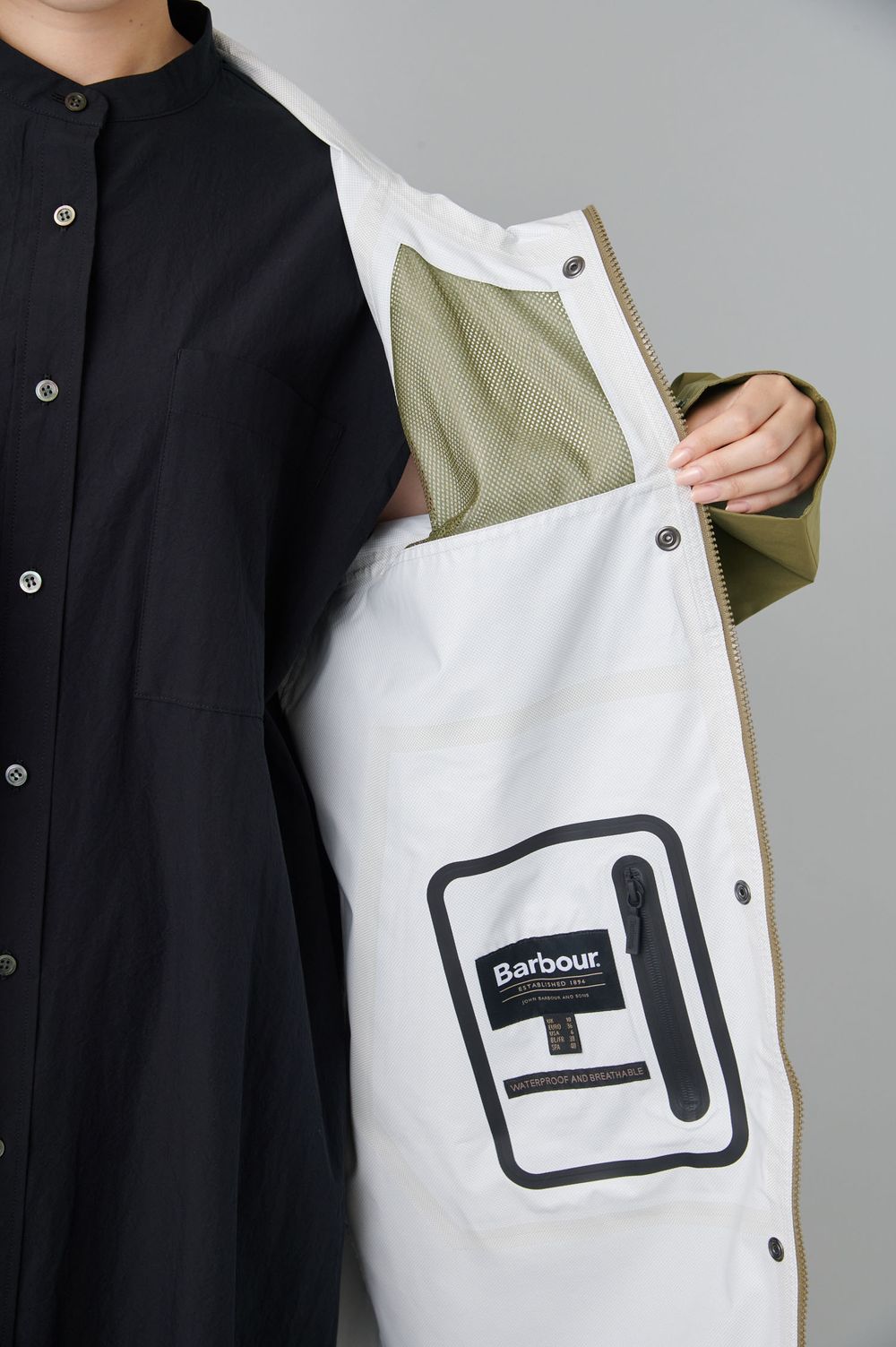 jaylaウォータープルーフパーカー